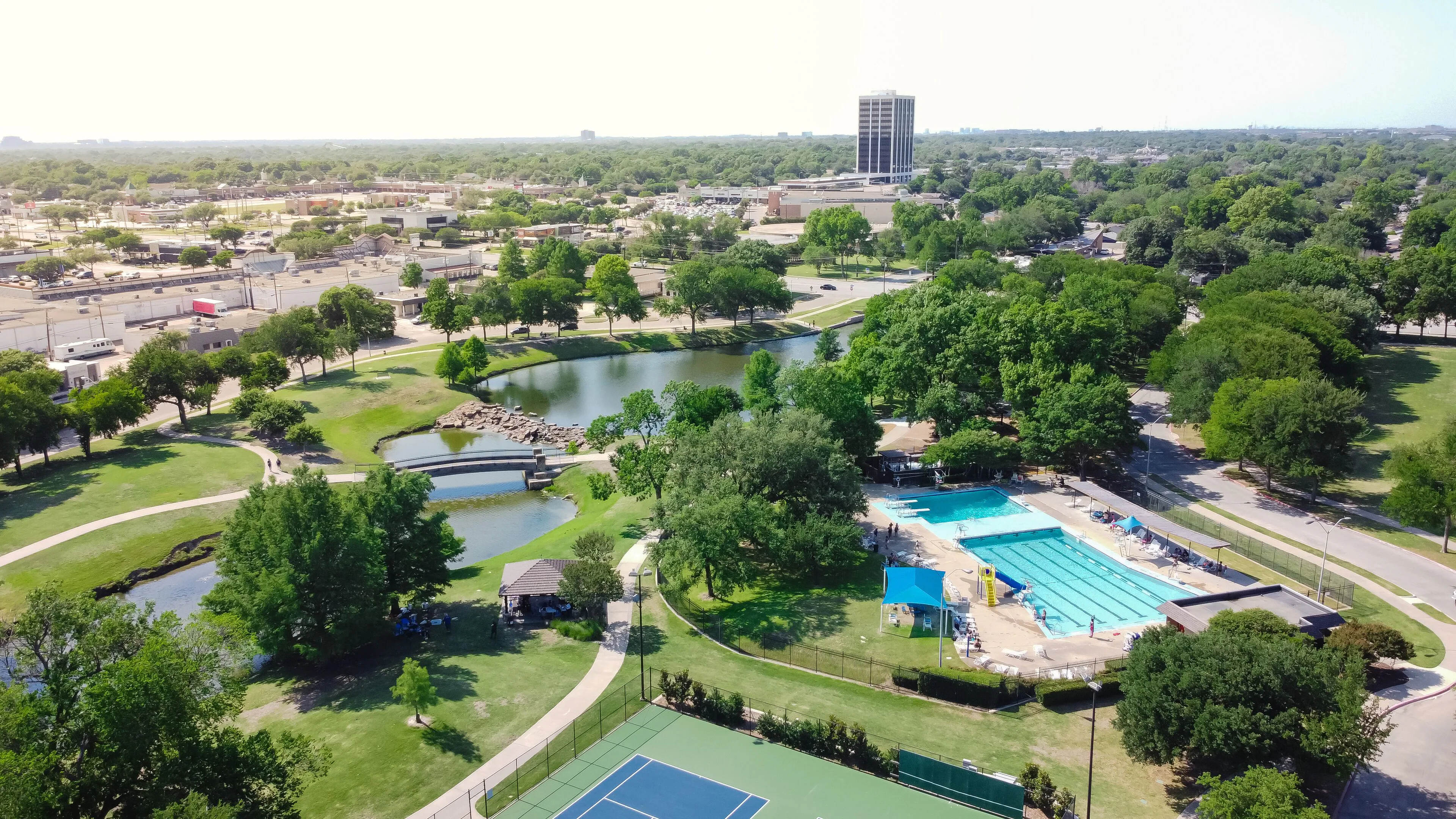 Tennis court services in Richardson, TX